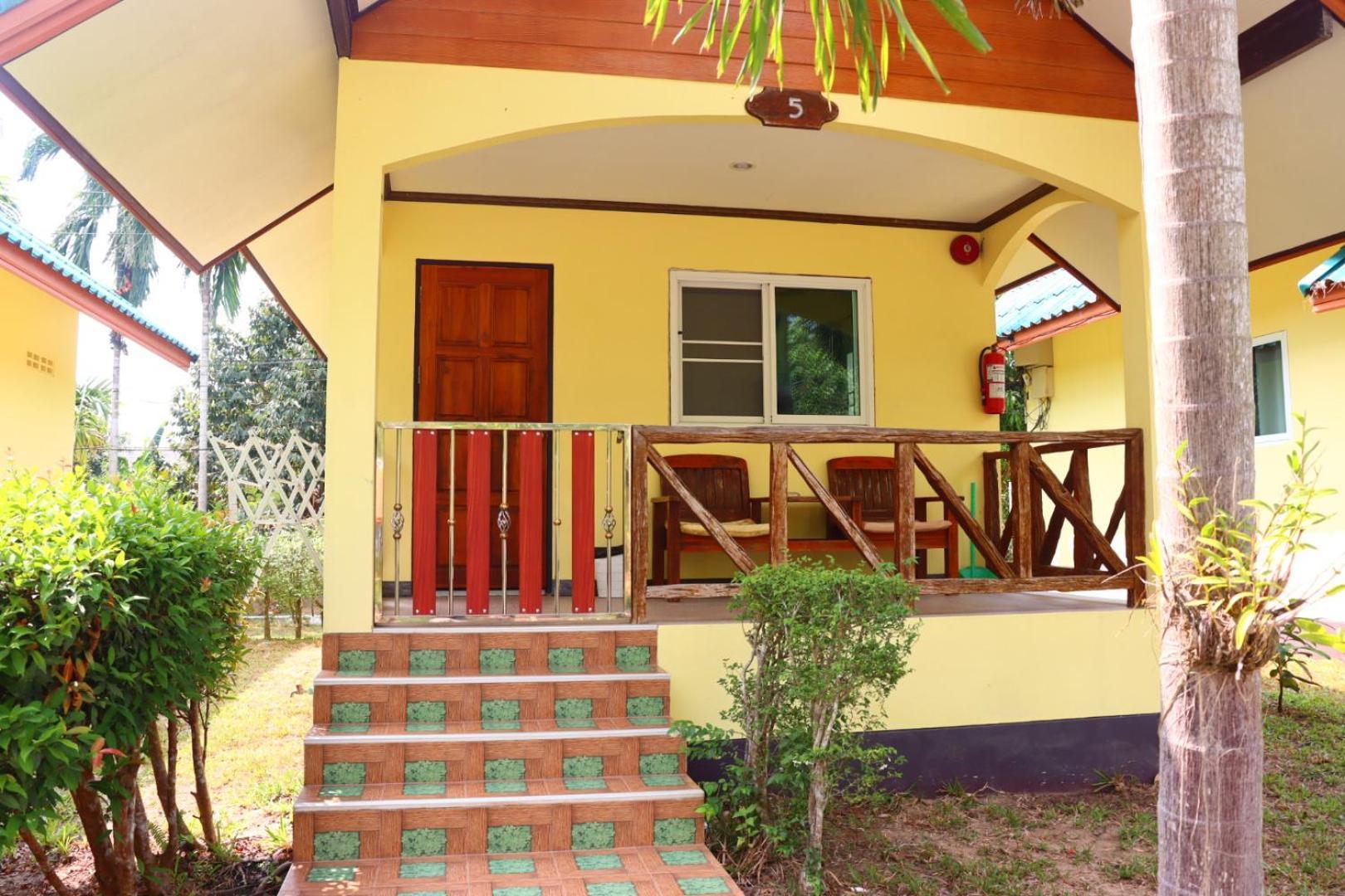 Baanrimklong Bungalow Koh Chang Exterior photo