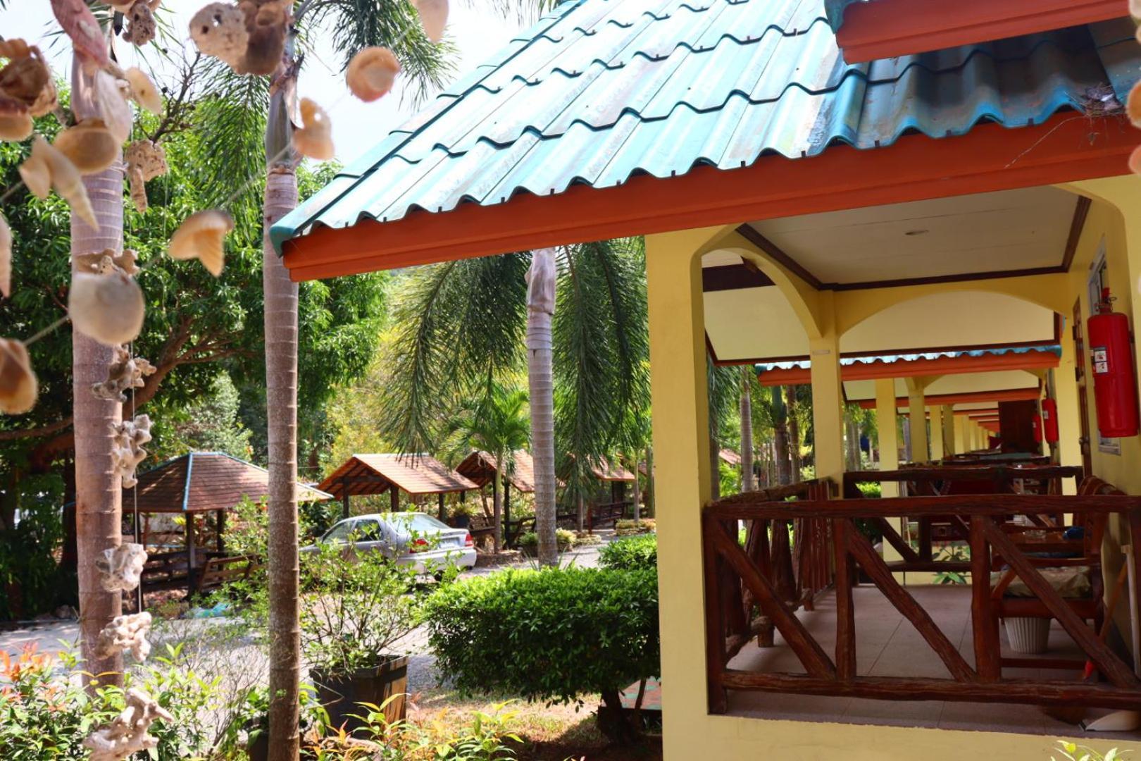 Baanrimklong Bungalow Koh Chang Exterior photo